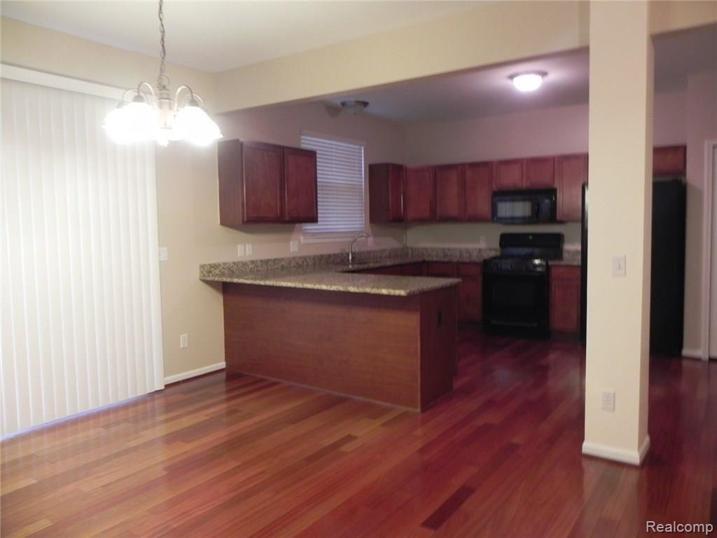 26257 Territorial Crossings Road New Boston, MI 48164 - Photo 8 of 21 z19.jpg