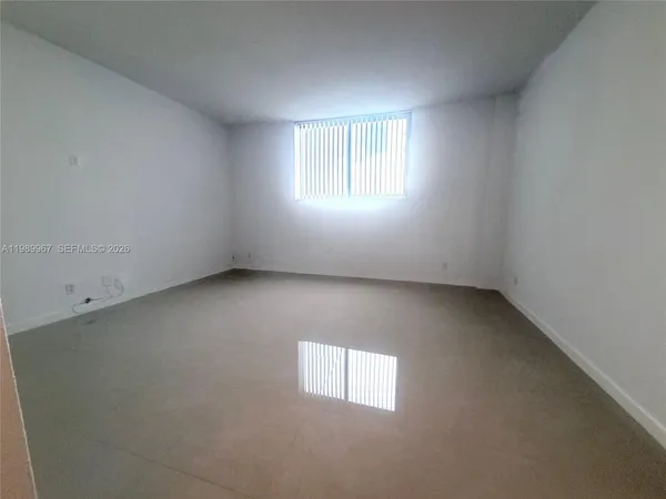 $2,750 | 4001 South Ocean Drive, Unit 8H, Hollywood, FL 33019