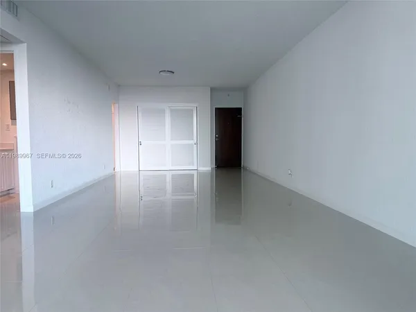 $2,750 | 4001 South Ocean Drive, Unit 8H, Hollywood, FL 33019