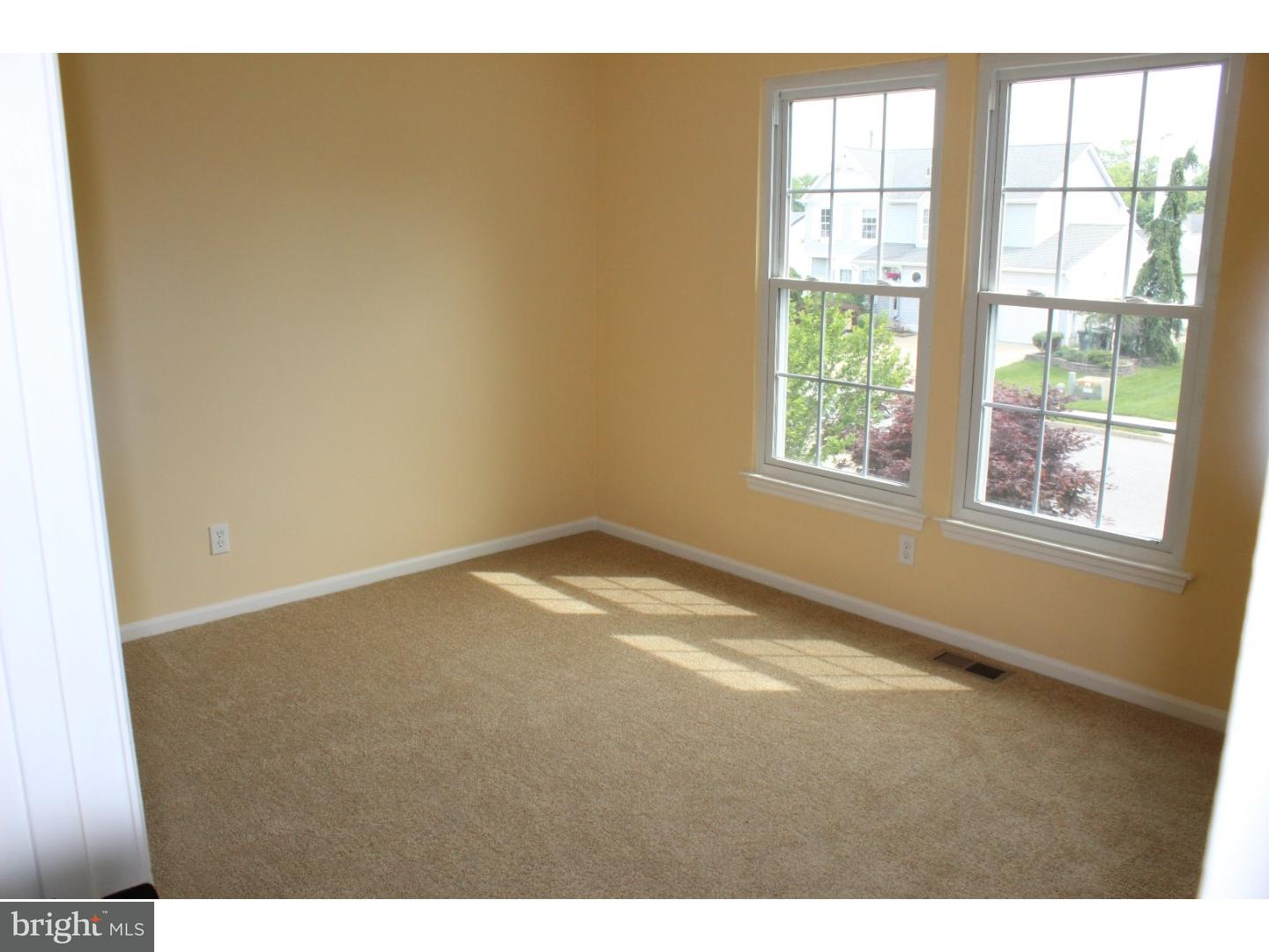 74 Lomond Road Williamstown, NJ 08094 - Photo 12 of 19 Gallery Image 12