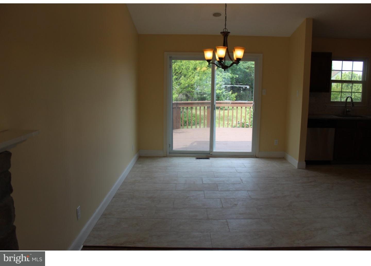 74 Lomond Road Williamstown, NJ 08094 - Photo 5 of 19 Gallery Image 5