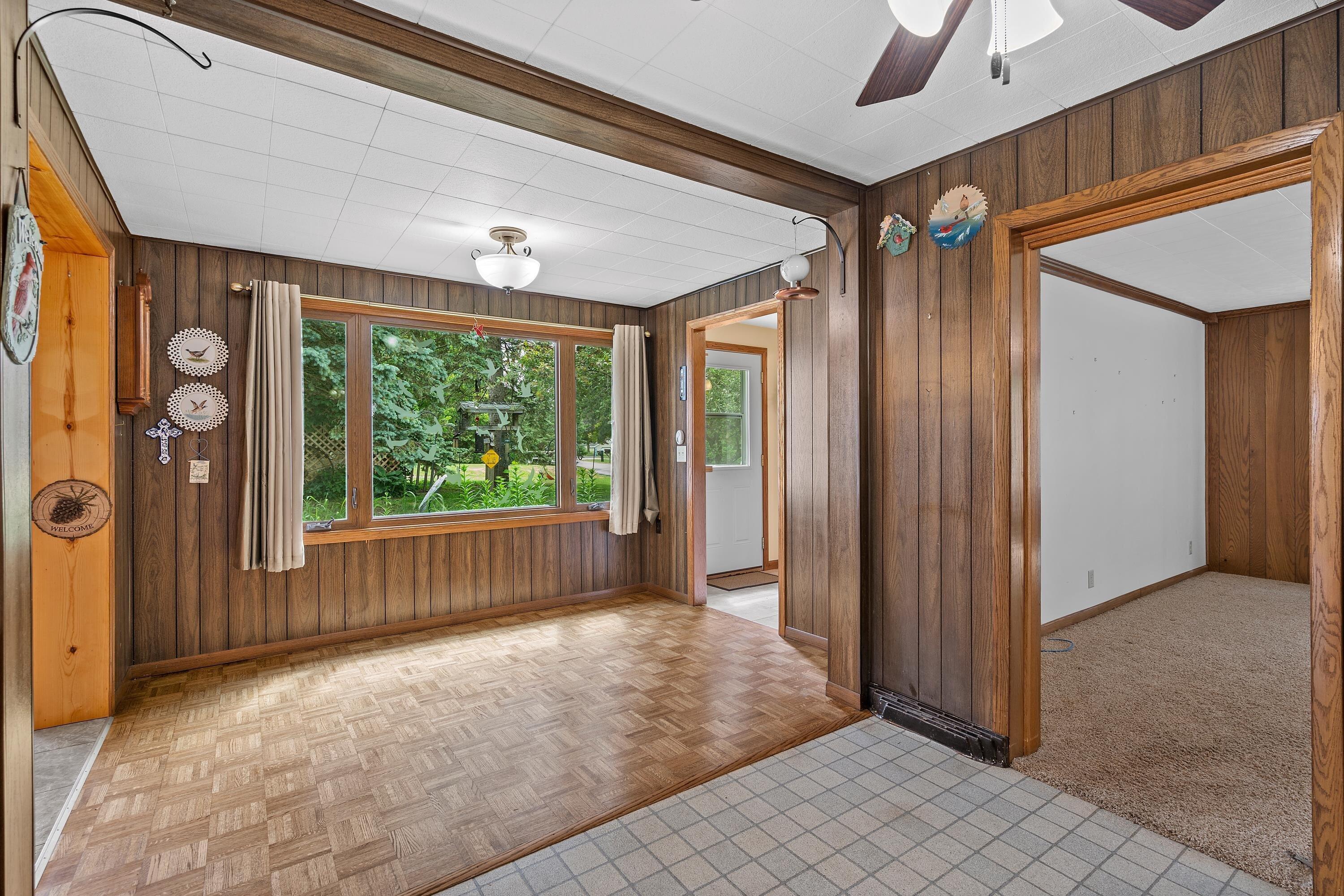 6544 Mohawk Road Wayne, WI 53002 - Photo 7 of 33 Dining