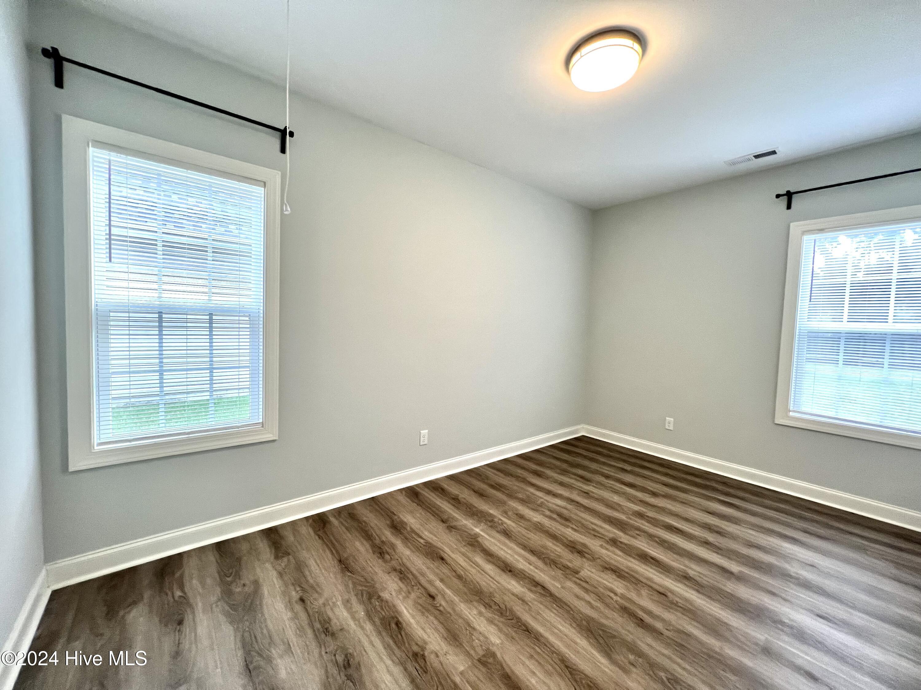 5582 Sycamore Street Wilmington, NC 28403 - Photo 12 of 18 11 br 2