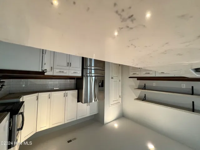 $2,250 | 5582 Sycamore Street, Wilmington, NC 28403