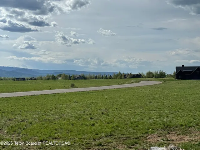 $2,450,000 | 623 Royal Elk Circle, Victor, ID 83455