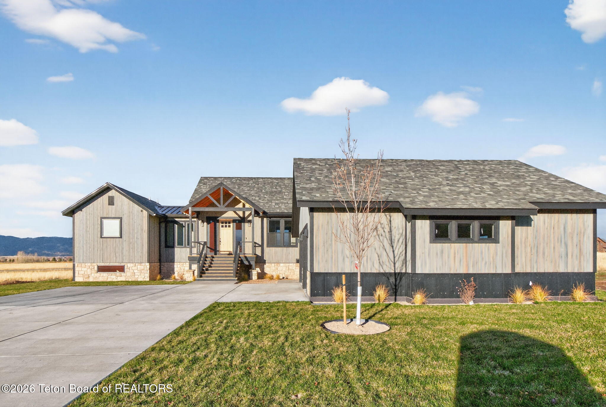 623 Royal Elk Circle Victor, ID 83455 - Photo 3 of 68 3-web-or-mls-IMG_3475