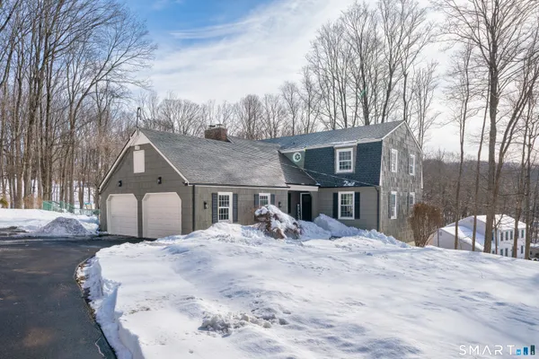 $899,900 | 34 Lindencrest Drive, Danbury, CT 06811