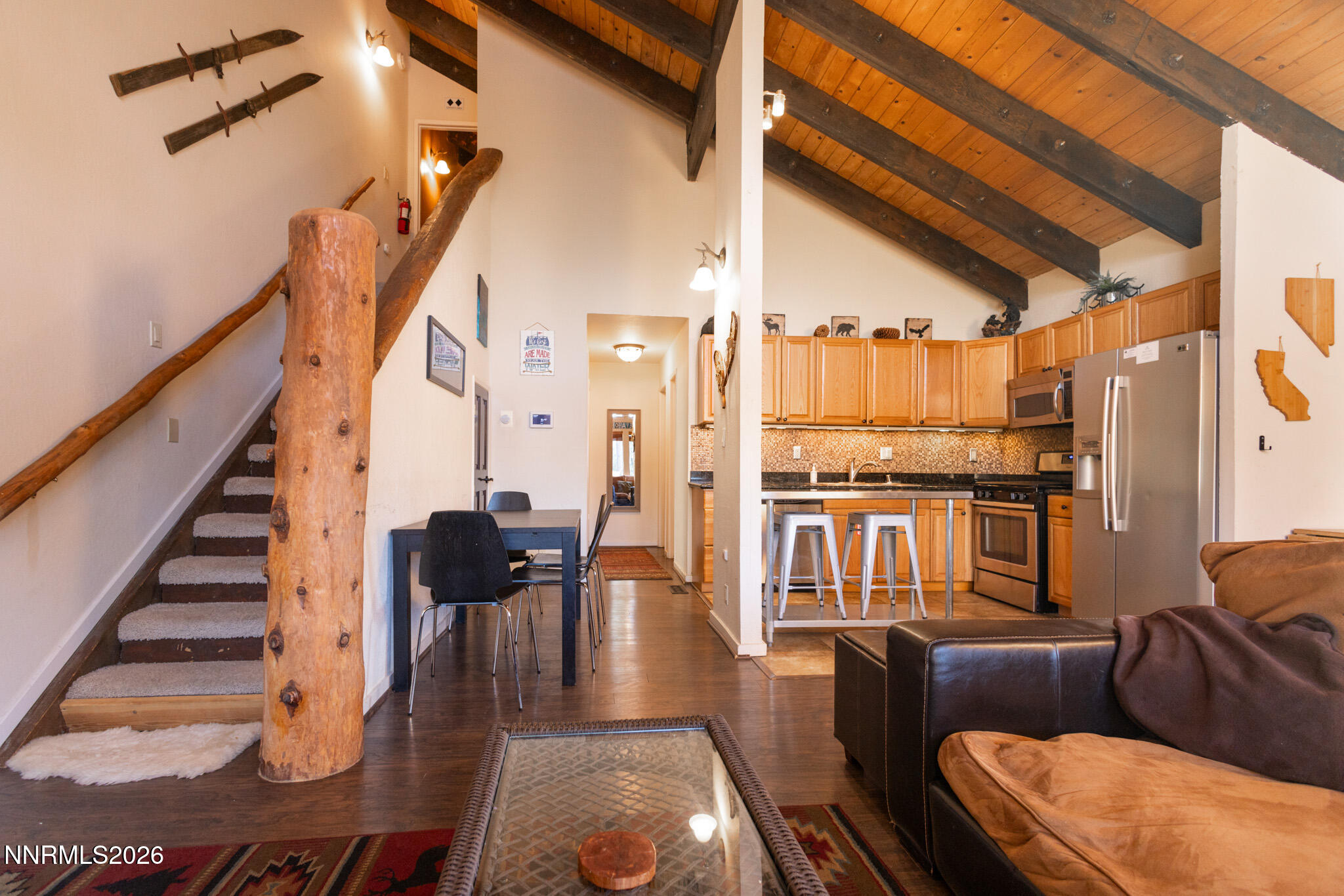 251 Orion Lane, Unit B Stateline, NV 89449 - Photo 5 of 17 251 Orion B-11