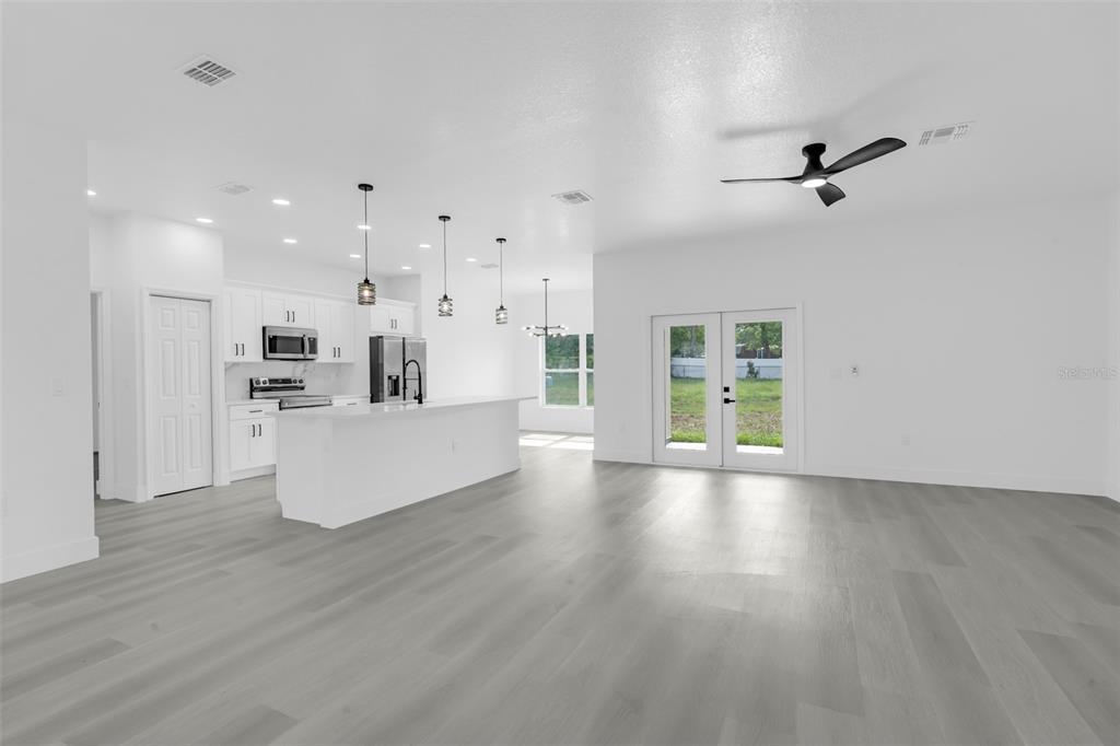 8181 Nittany Road Weeki Wachee, FL 34613 - Photo 10 of 53 Gallery Image 10