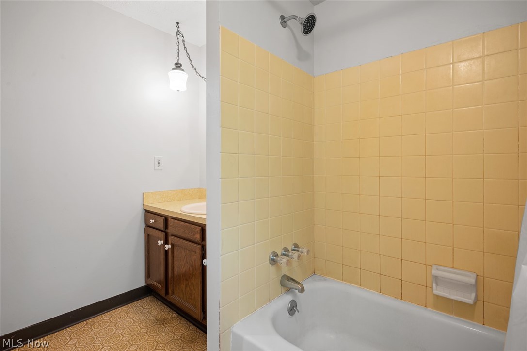 4301 Wayne Road Mantua, OH 44255 - Photo 23 of 34 Gallery Image 23
