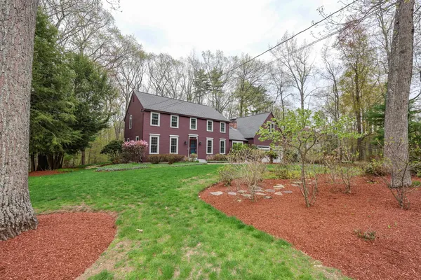 $725,000 | 41 Gervaise Drive, Derry, NH 03038