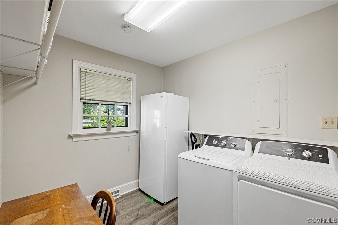 2731 Arrandell Road Midlothian, VA 23113 - Photo 13 of 30 a room with storage and utility