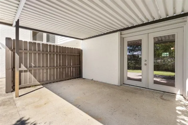 $150,000 | 2328 Lake Street, Lake Charles, LA 70601