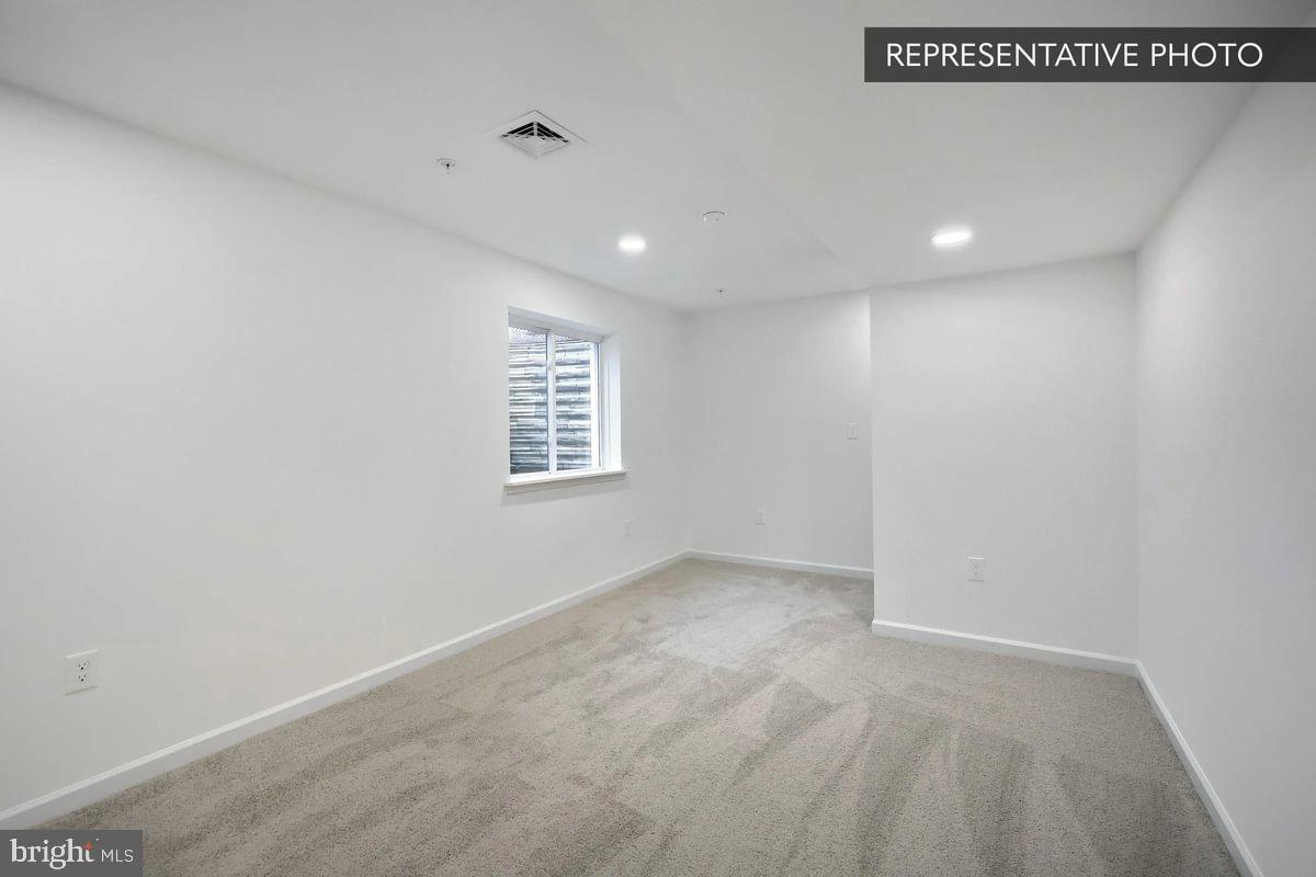 730 Fawn Way Pennsburg, PA 18073 - Photo 18 of 19 a view of an empty room