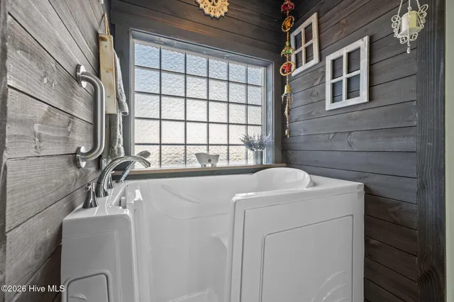 $315,000 | 249 Silver Hills Drive, Jacksonville, NC 28546