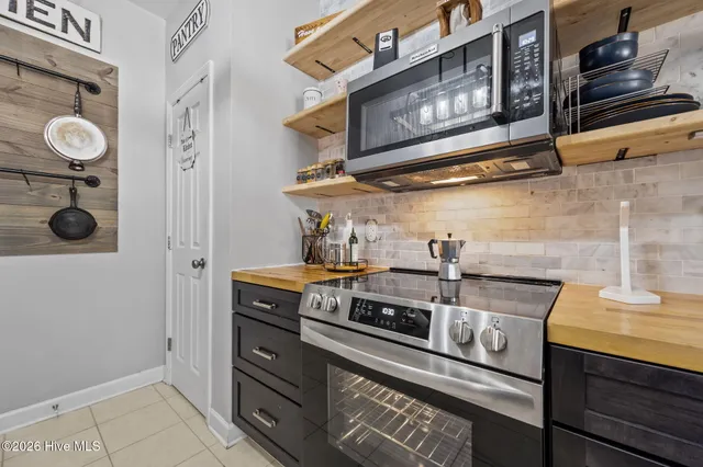 $315,000 | 249 Silver Hills Drive, Jacksonville, NC 28546