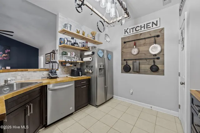 $315,000 | 249 Silver Hills Drive, Jacksonville, NC 28546