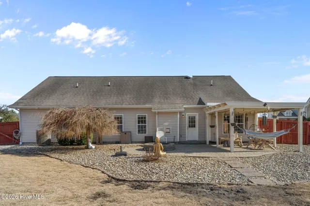 $315,000 | 249 Silver Hills Drive, Jacksonville, NC 28546