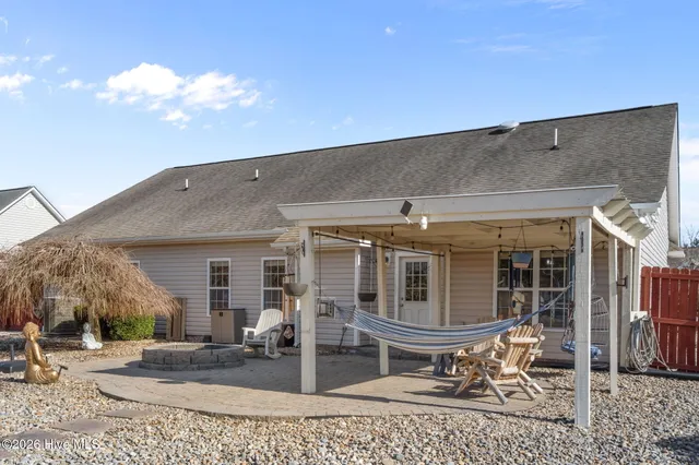 $315,000 | 249 Silver Hills Drive, Jacksonville, NC 28546