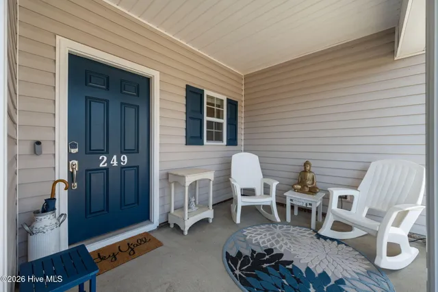 $315,000 | 249 Silver Hills Drive, Jacksonville, NC 28546