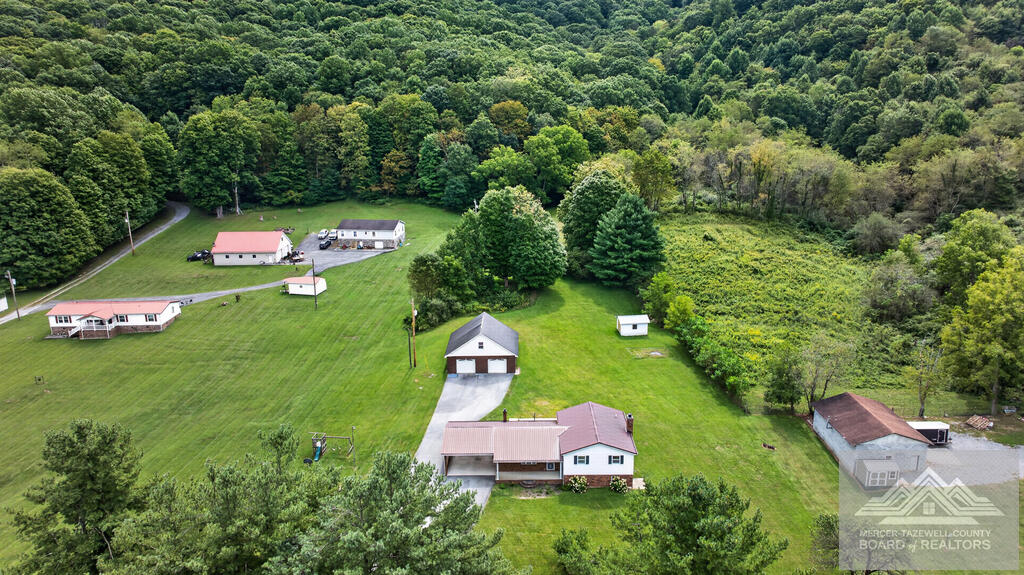 216 School Road Bluefield, VA 24605 - Photo 6 of 54 Gallery Image 6