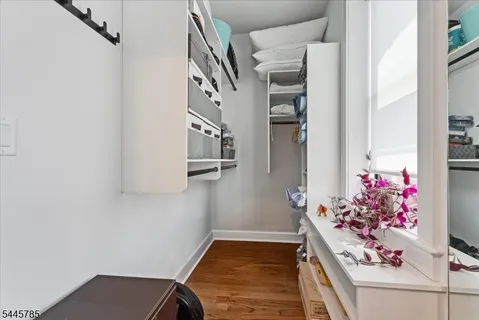 $4,600 | 35 Main Street, Unit 3B, Millburn, NJ 07041