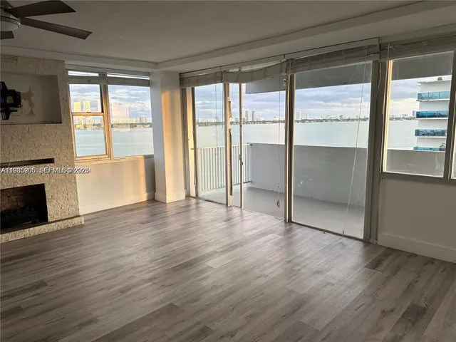 $4,000 | 7545 East Treasure Drive, Unit 9H, North Bay Village, FL 33141