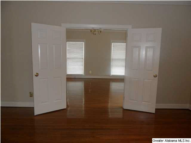 1219 Saulter Road Birmingham, AL 35209 - Photo 5 of 25