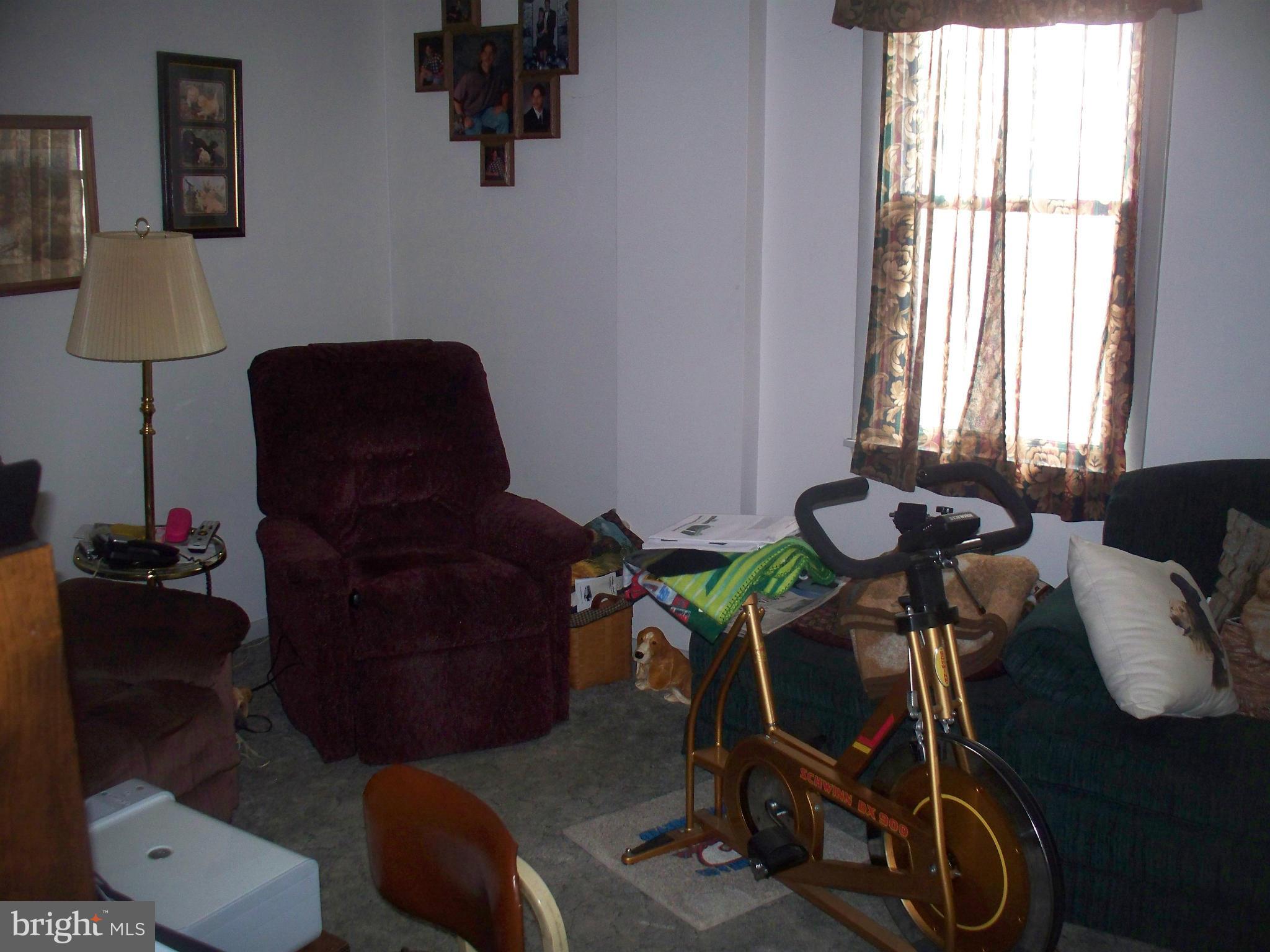 10117 Hummingbird Street Ellerslie, MD 21529 - Photo 22 of 30 Family Room