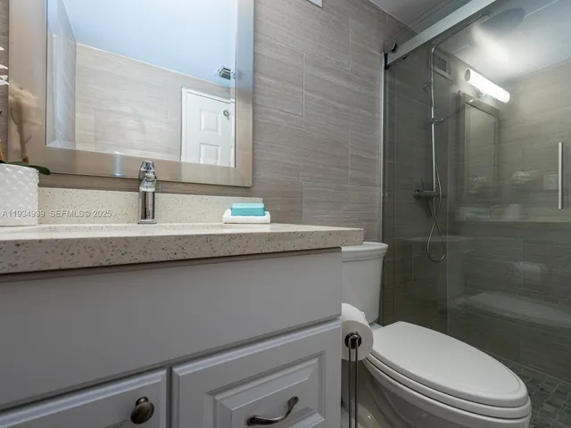 $3,200 | 2501 South Ocean Drive, Unit 1012(AVAILABLE), Hollywood, FL 33019