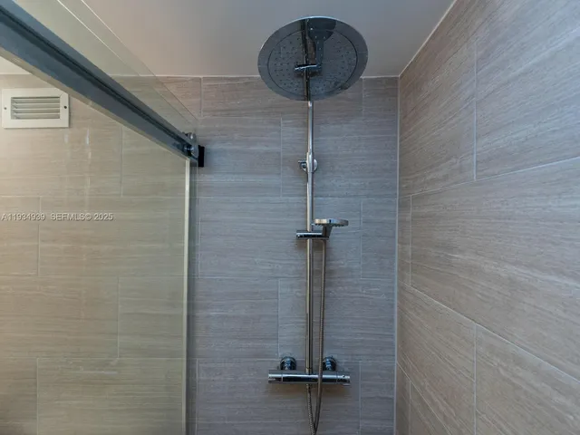 $3,200 | 2501 South Ocean Drive, Unit 1012(AVAILABLE), Hollywood, FL 33019