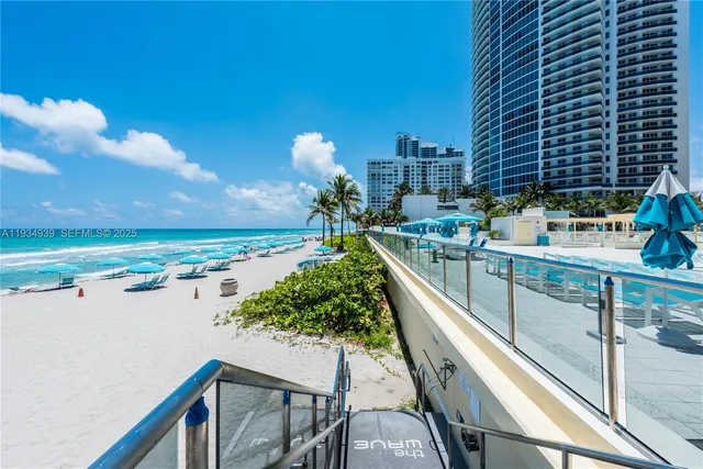 $3,200 | 2501 South Ocean Drive, Unit 1012(AVAILABLE), Hollywood, FL 33019