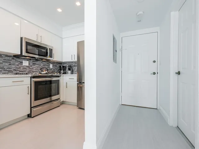 $3,200 | 2501 South Ocean Drive, Unit 1012(AVAILABLE), Hollywood, FL 33019