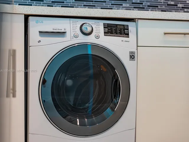 $3,200 | 2501 South Ocean Drive, Unit 1012(AVAILABLE), Hollywood, FL 33019