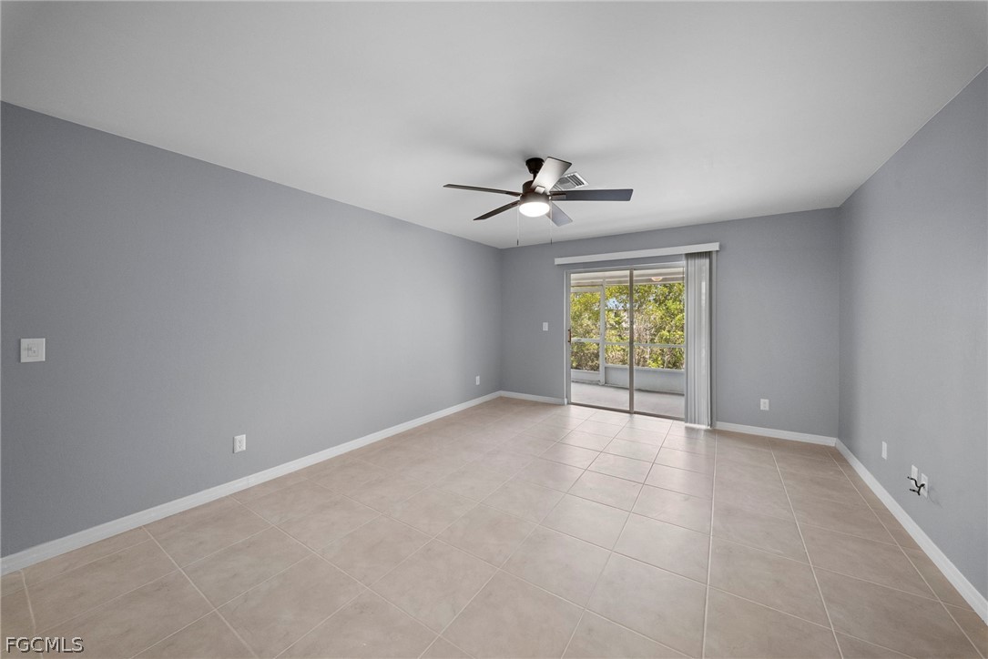 4838 29th Street Southwest Lehigh Acres, FL 33973 - Photo 15 of 25 a view of an empty room with a window