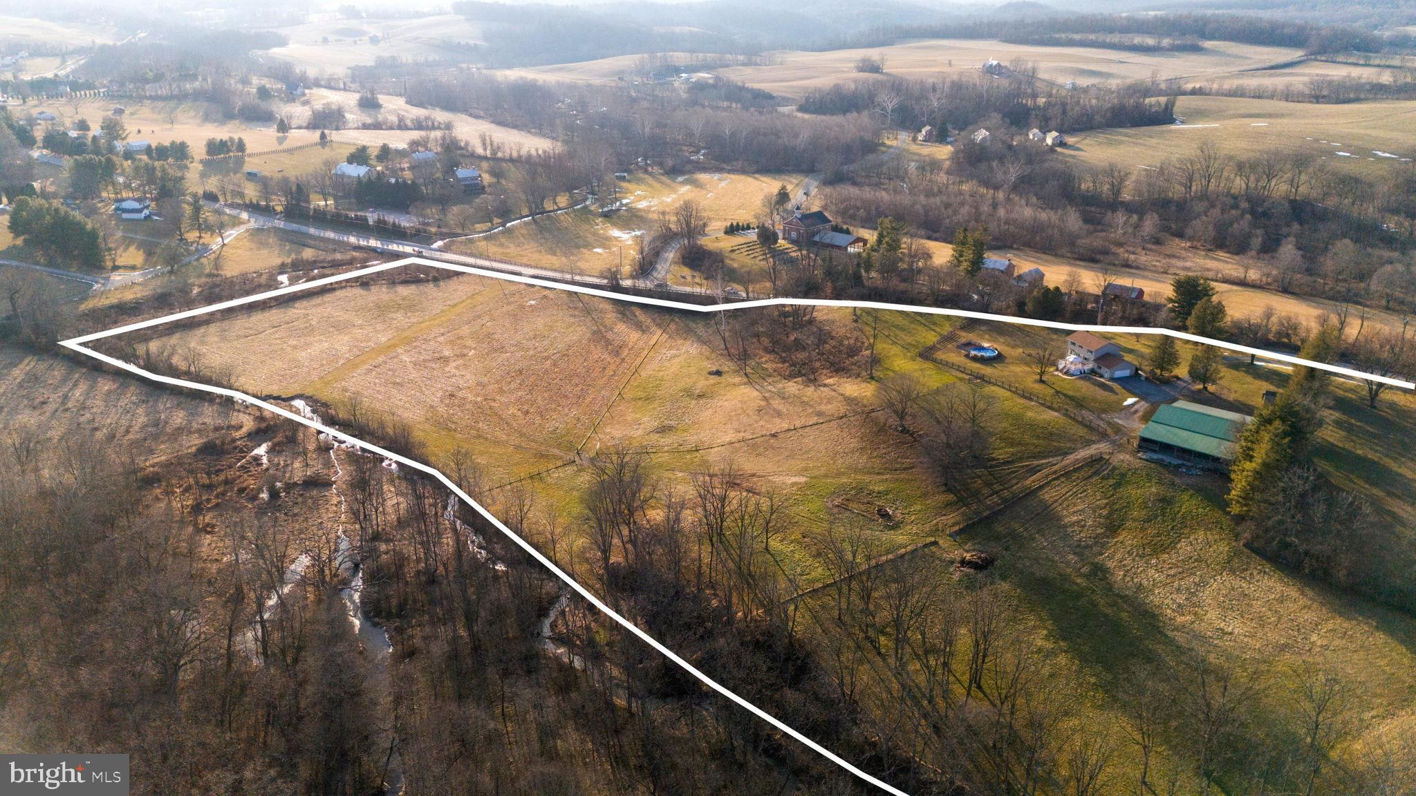14.85-acre farm for sale!