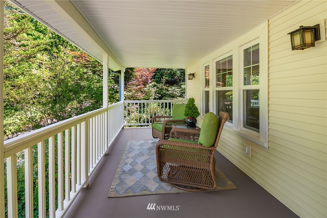 16219 Tiger Mountain Road Southeast Issaquah, WA 98027 - Photo 3 of 25 Gallery Image 3