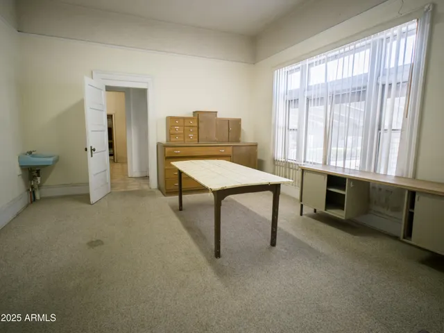 $225,000 | 1047 East 10th Street, Douglas, AZ 85607