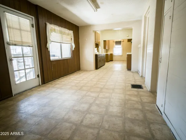 $225,000 | 1047 East 10th Street, Douglas, AZ 85607