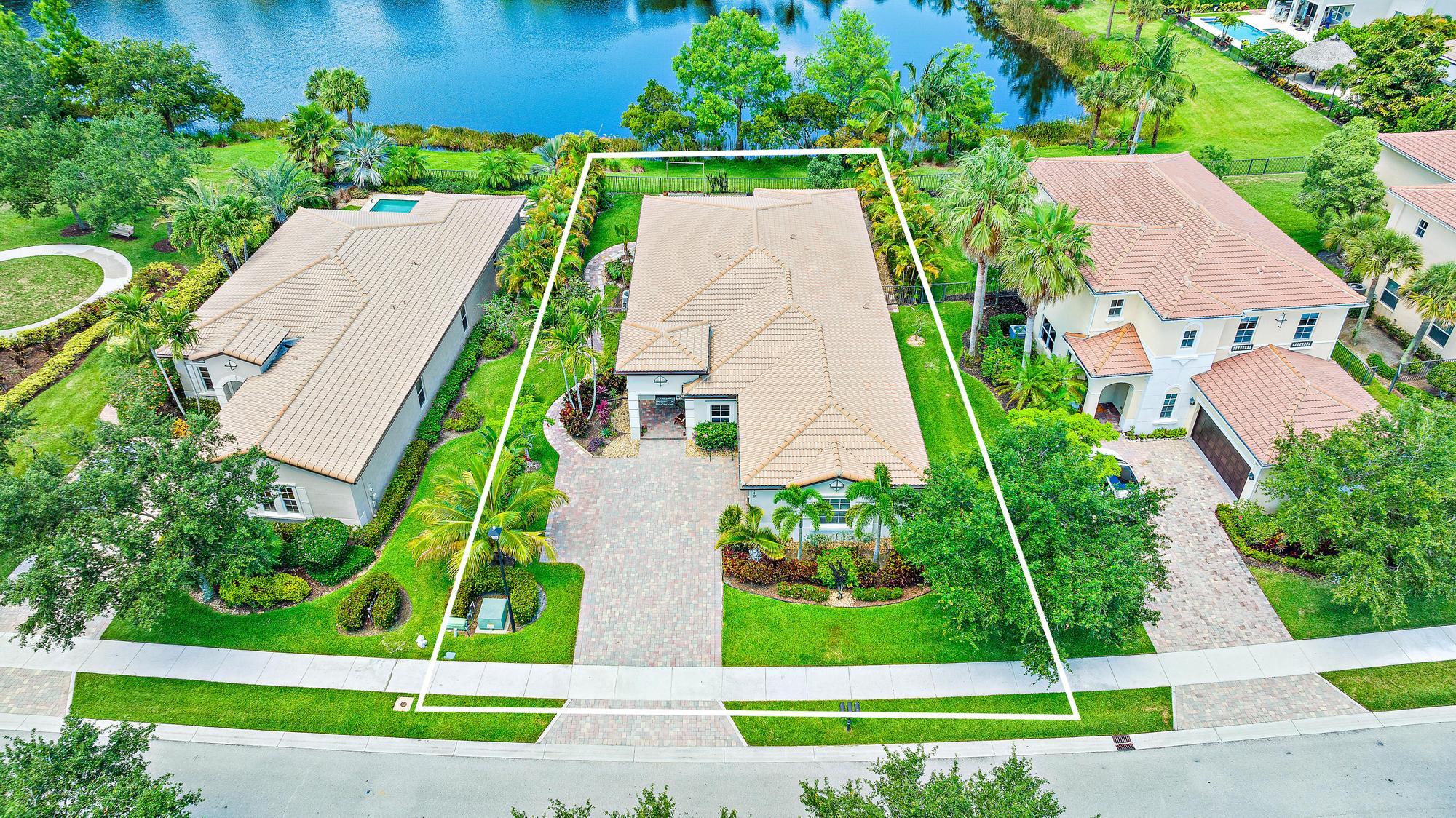 119 Whale Cay Way Jupiter, FL 33458 - Photo 28 of 46 an aerial view of a house