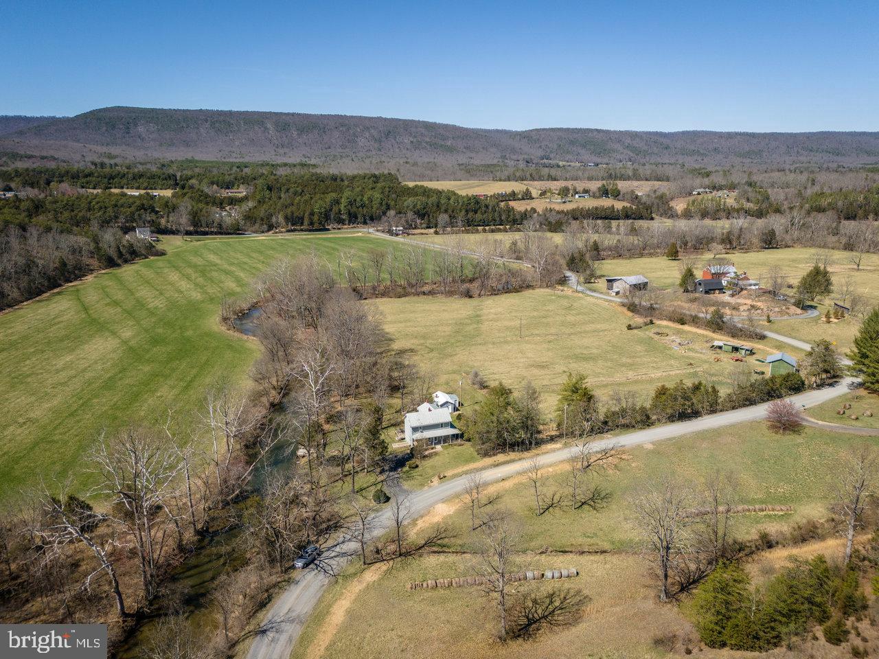2435 7 Fountains Road Fort Valley, VA 22652 - Photo 12 of 74 Gallery Image 12