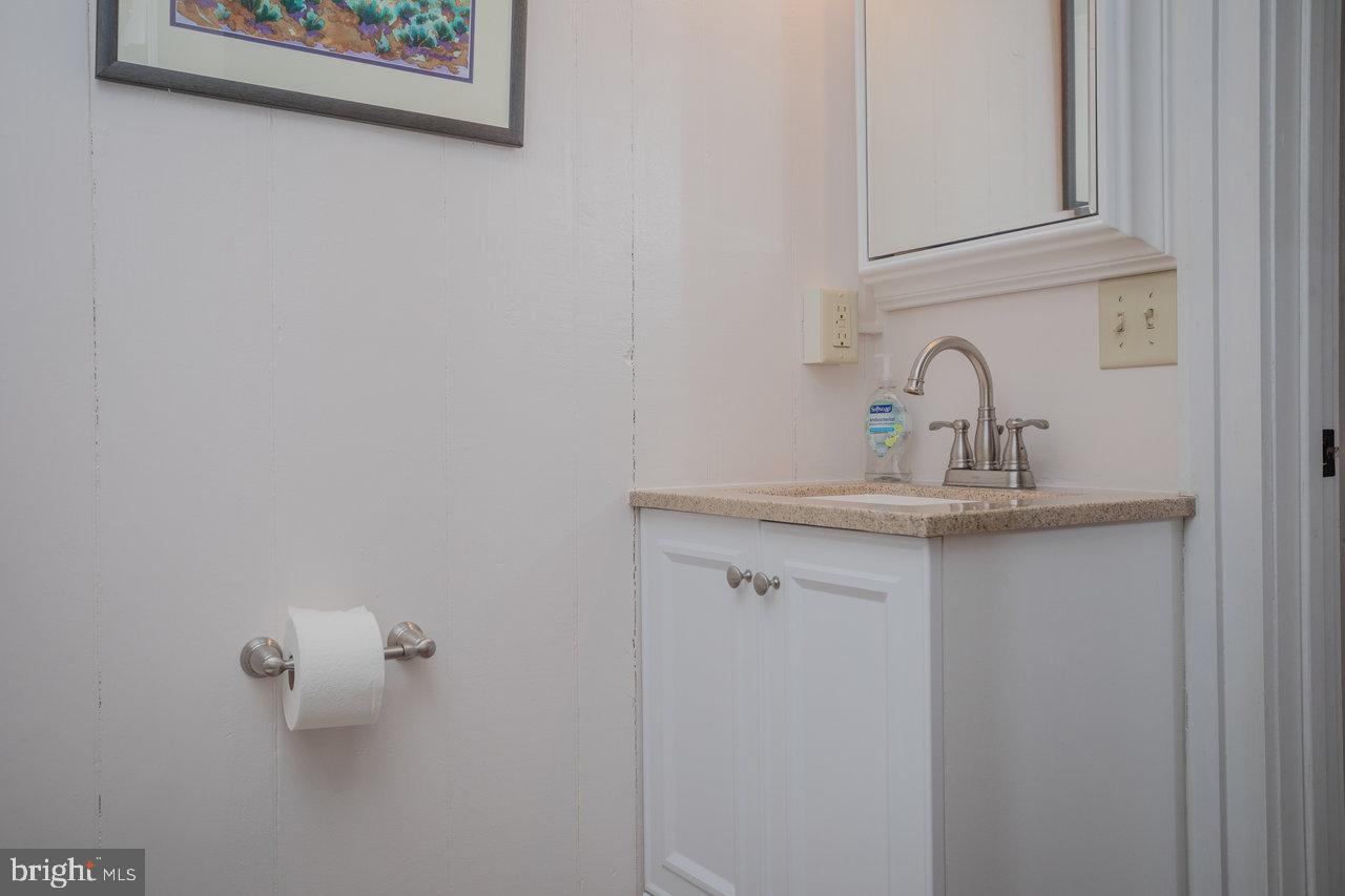 2435 7 Fountains Road Fort Valley, VA 22652 - Photo 39 of 74 Gallery Image 39