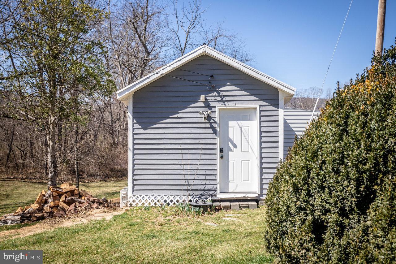 2435 7 Fountains Road Fort Valley, VA 22652 - Photo 67 of 74 Gallery Image 67