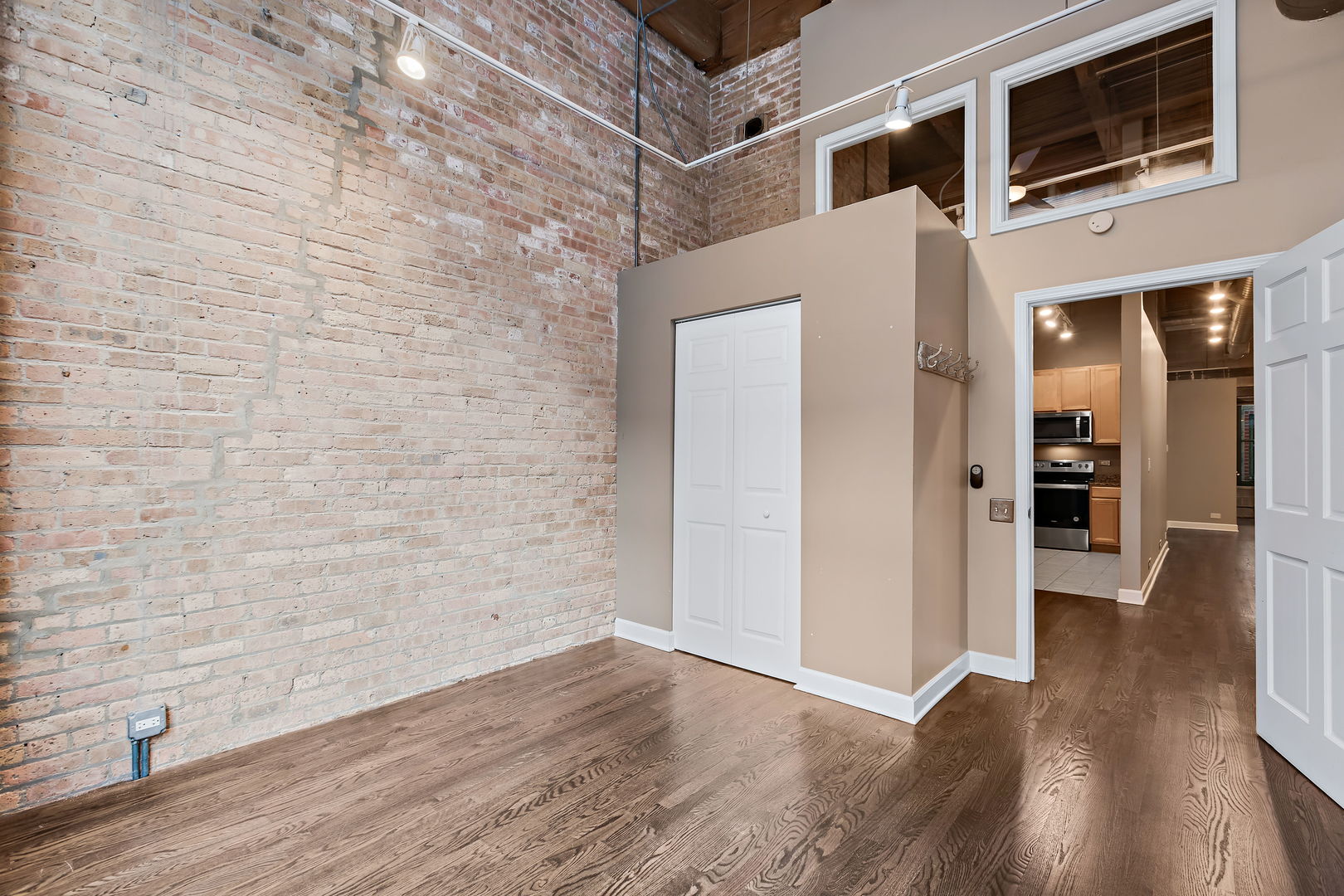 22 North Morgan Street, Unit 107 Chicago, IL 60607 - Photo 12 of 15