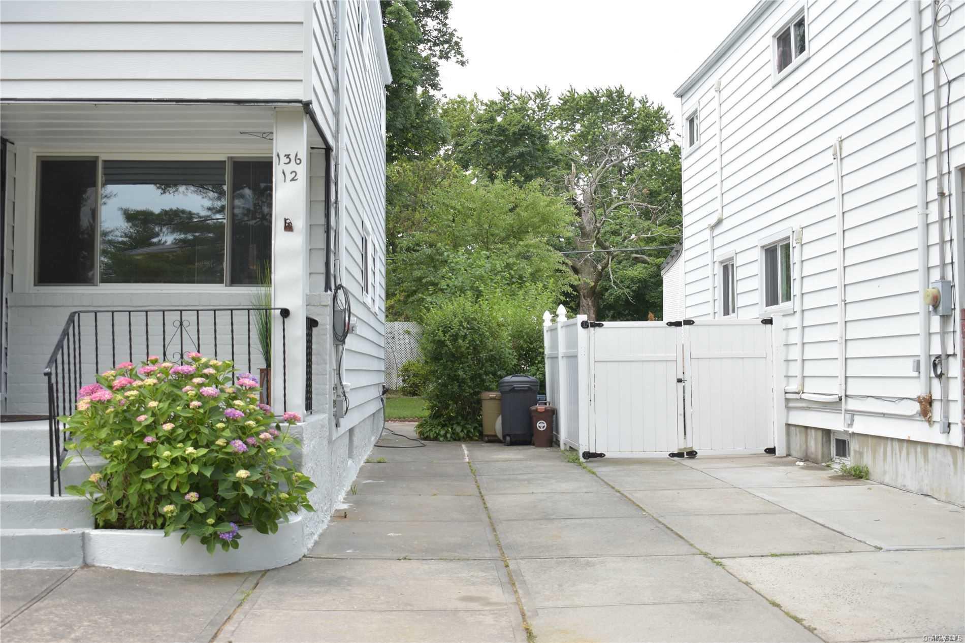 136-12 64th Road Queens, NY 11367 - Photo 4 of 21