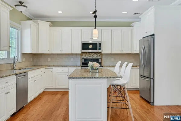 $7,500 | 1 Lindy Place, Old Tappan, NJ 07675