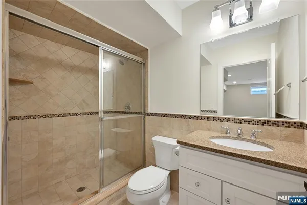 $7,500 | 1 Lindy Place, Old Tappan, NJ 07675