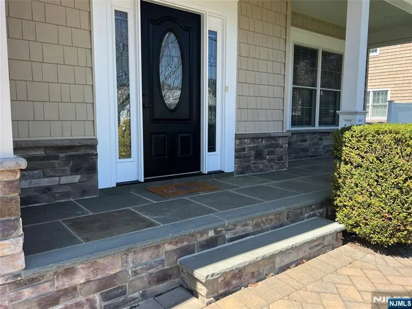 $7,500 | 1 Lindy Place, Old Tappan, NJ 07675