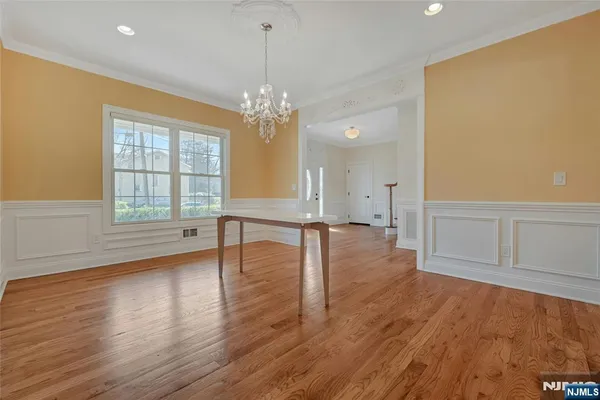 $7,500 | 1 Lindy Place, Old Tappan, NJ 07675