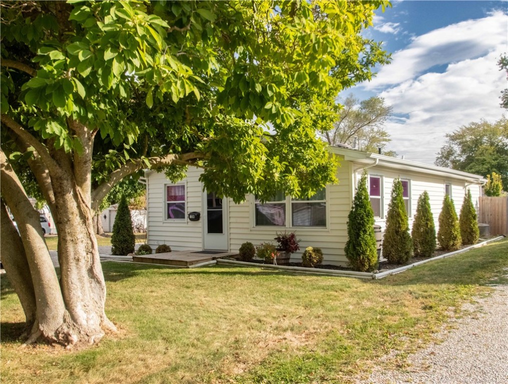 108 West 3rd Street Tilton, IL 61833 - Photo 2 of 19